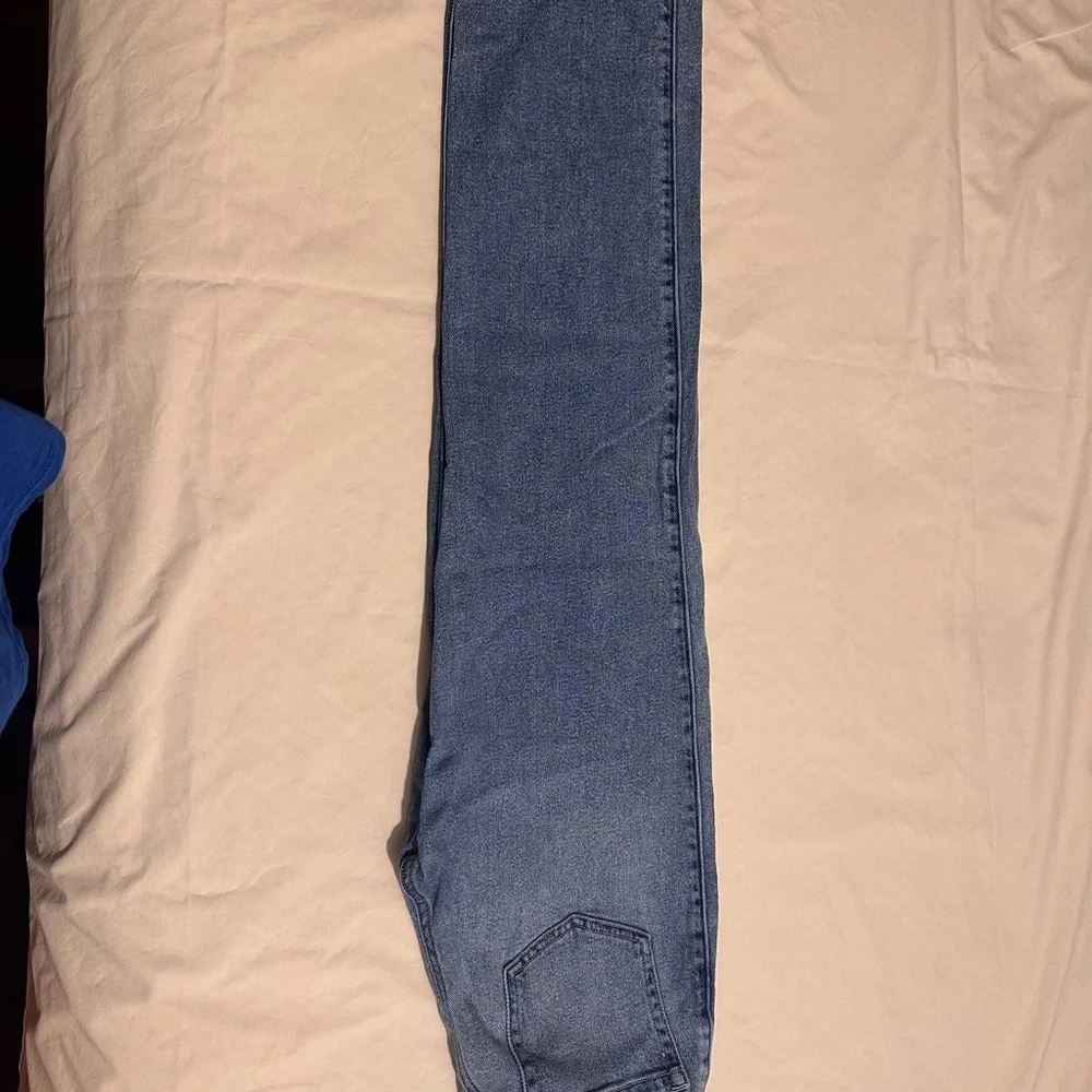 Ultra High Rise Dad Jeans - Picture 3 of 3